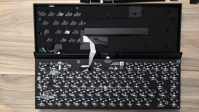 WIN_20251014_23_23_00_Pro